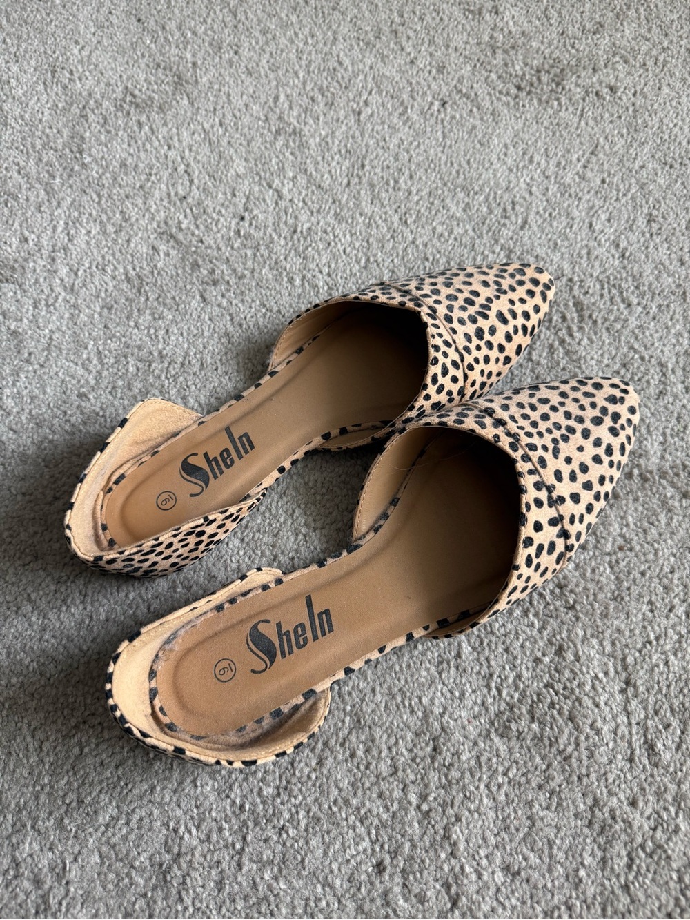 SHEIN Beige and Black Cheetah Print Pointed Slip-On Flats